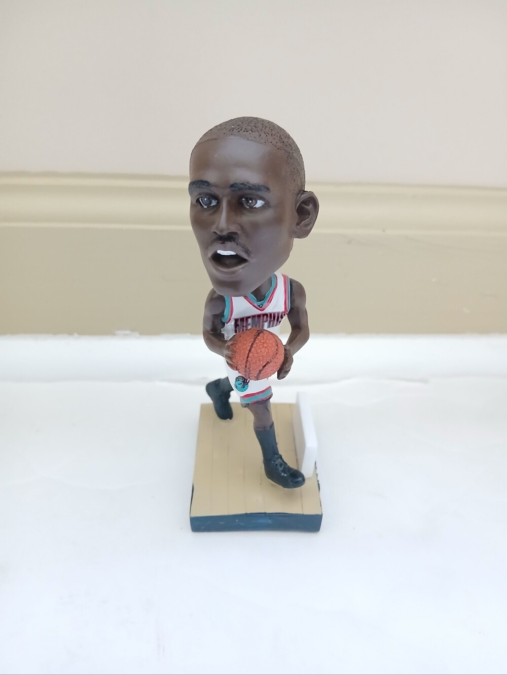 Elliot Perry Memphis Grizzlies 20th Season Bobblehead 5 Inches